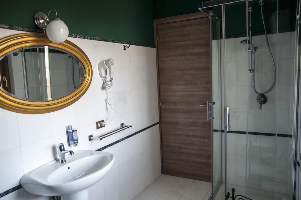 Casale Delle Rose B&B Fattoria Montepagano 部屋 写真
